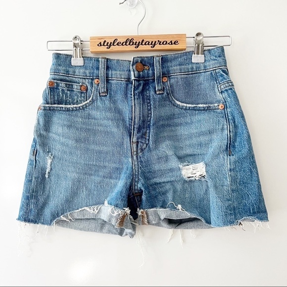 Madewell High-Rise Denim Shorts in Jordie Wash - Picture 3 of 12